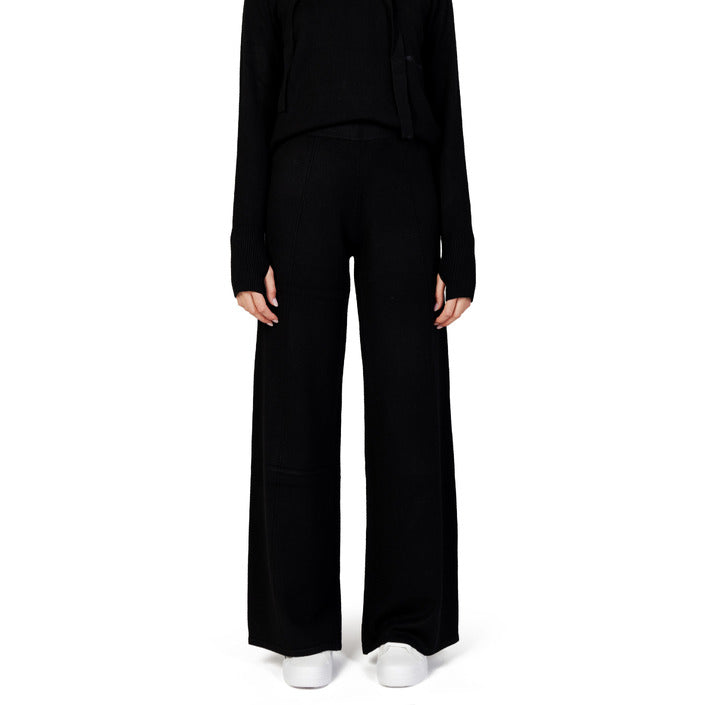 Hinnominate - Hinnominate Women Trousers